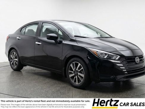 Used 2025 Nissan Versa SV FWD image 1