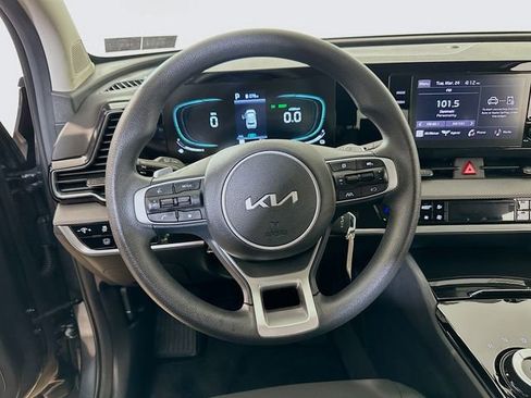 Used 2023 Kia Sportage LX image 13