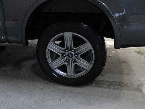 Used 2018 Ford F150 XLT w/ Equipment Group 302A Luxury image 25