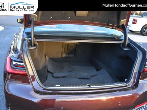 Used 2020 BMW 750i xDrive w/ Executive Package image 52