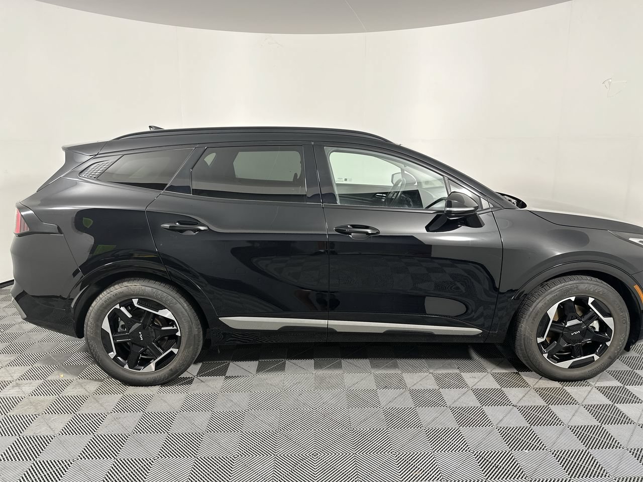 Certified 2026 Kia Sportage SX FWD image 18