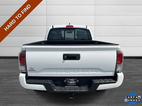 Used 2018 Toyota Tacoma SR w/ SR Convenience Package RWD image 4