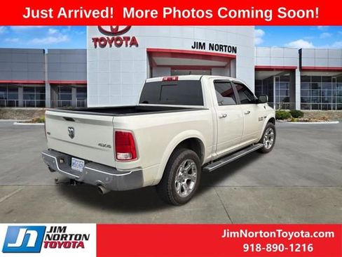 Used 2016 RAM 1500 Laramie w/ Convenience Group AWD/4WD image 3