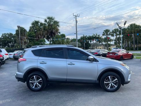 Used 2018 Toyota RAV4 XLE w/ Plus Extra Value Package FWD image 3