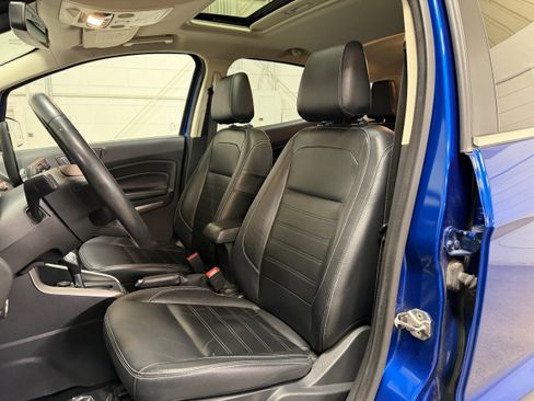 Used 2019 Ford EcoSport Titanium image 9