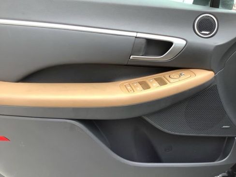 Used 2020 Hyundai Sonata SEL w/ Premium + Sunroof Package image 16