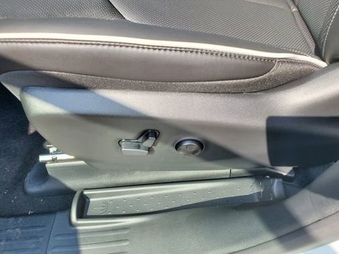 New 2026 Chrysler Pacifica Limited w/ S Appearance Package image 13