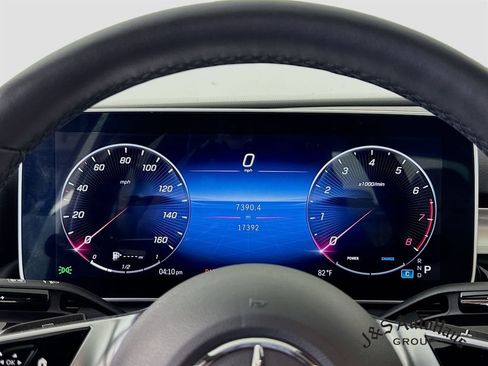 Used 2023 Mercedes-Benz C 300 4MATIC Sedan w/ Exclusive Trim Package image 15