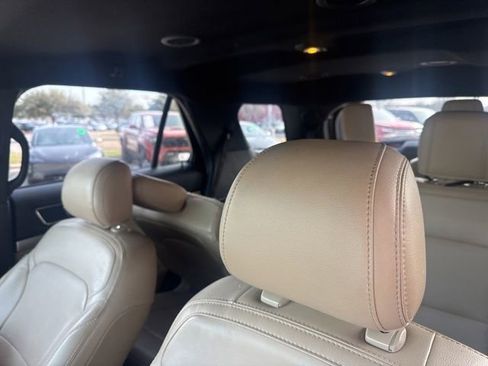 Used 2017 Ford Explorer Limited w/ Equipment Group 301A image 10