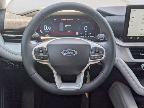 New 2026 Ford Explorer Active w/ Active Comfort Package AWD/4WD image 10