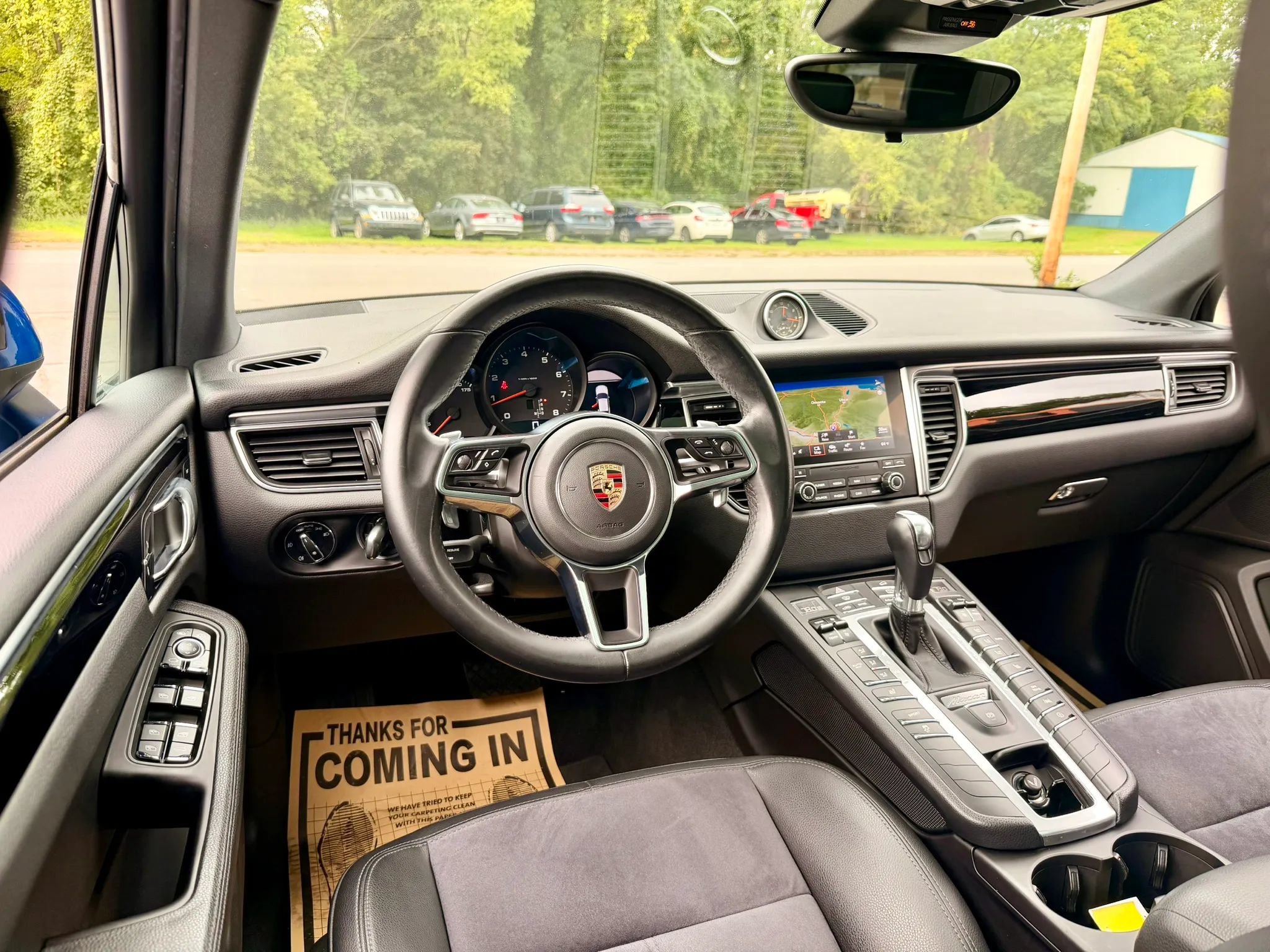 Used 2017 Porsche Macan AWD/4WD image 34