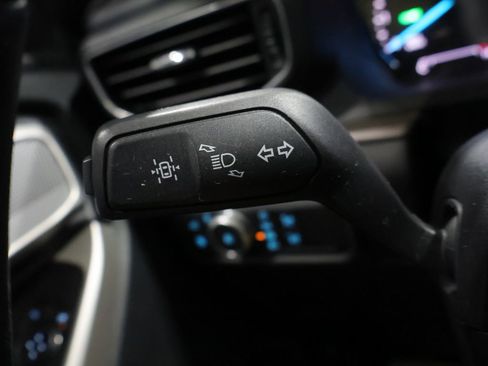 Used 2021 Ford Explorer Limited image 36