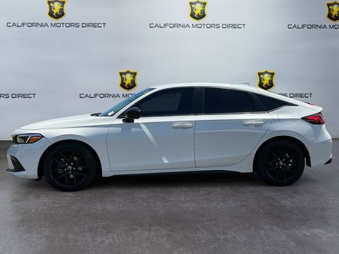 Used 2023 Honda Civic Sport image 8