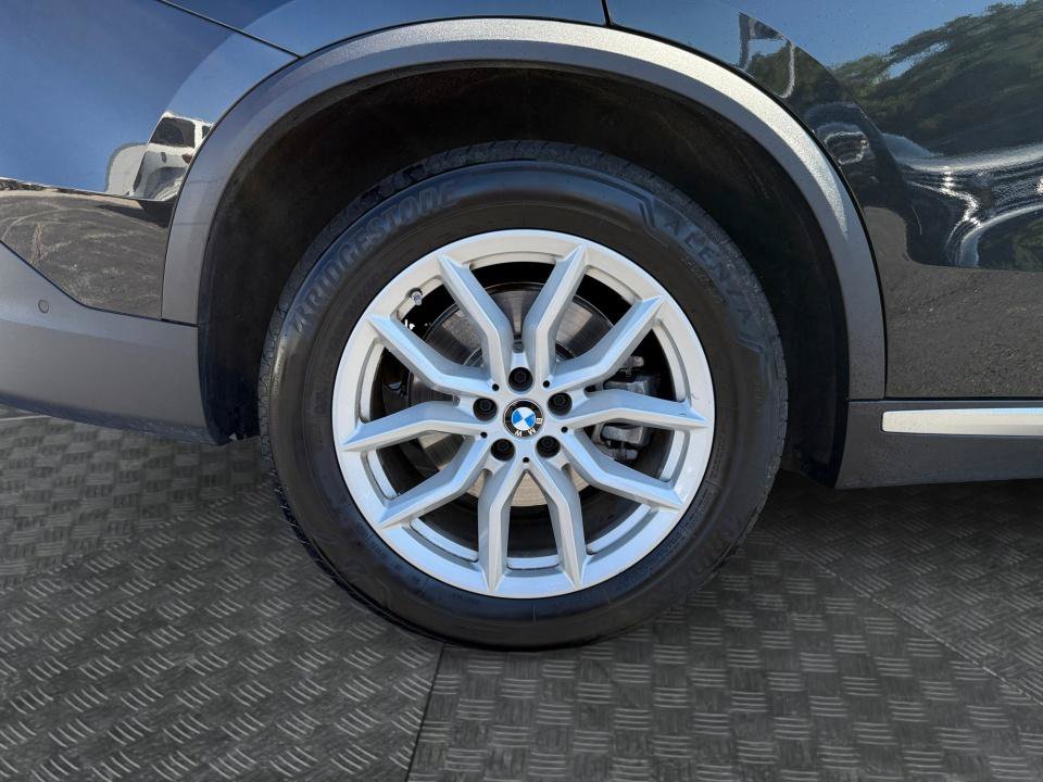 Used 2023 BMW X5 xDrive40i w/ Premium Package AWD/4WD image 23