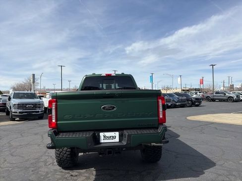 New 2026 Ford F250 Lariat w/ Black Appearance Package AWD/4WD image 12