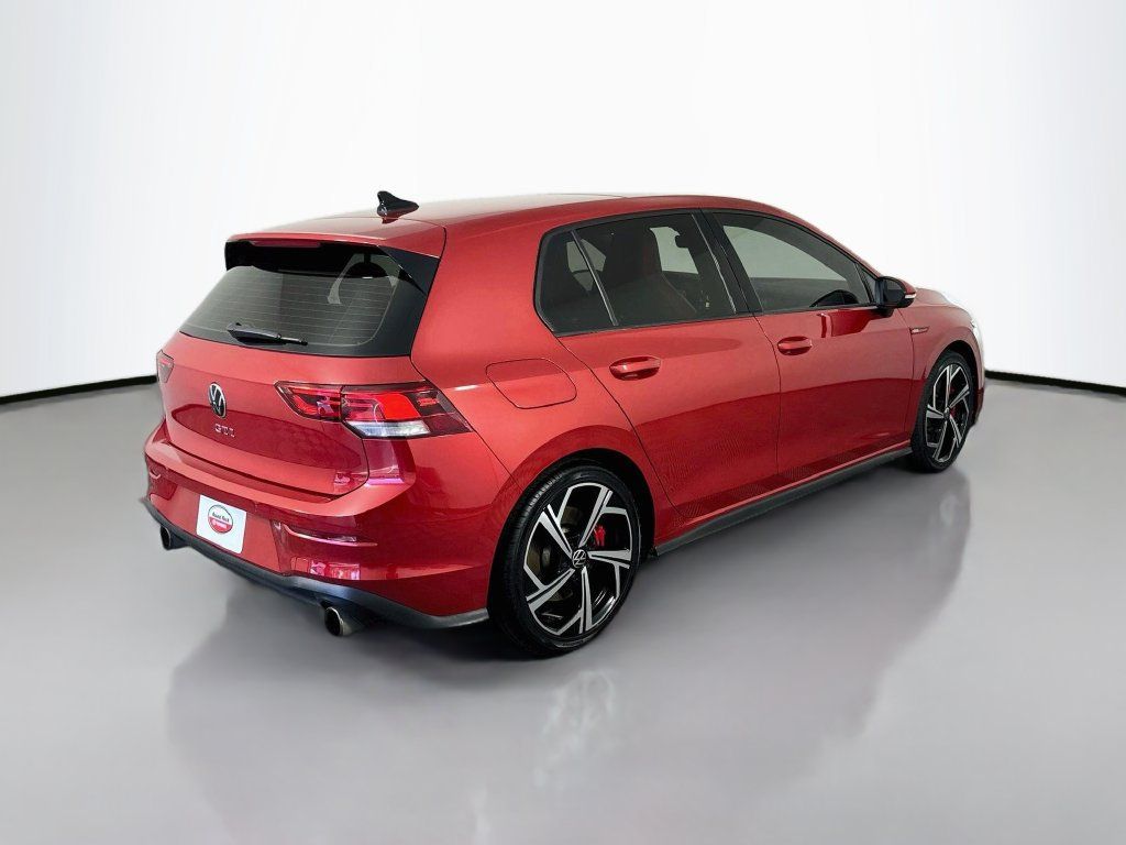 Used 2024 Volkswagen GTI SE FWD image 5