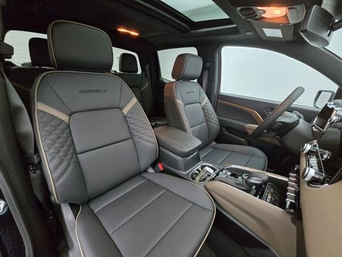 New 2026 GMC Canyon Denali w/ LPO, Denali Black Edition image 34