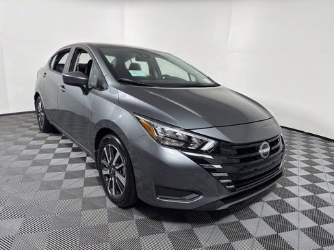 Used 2025 Nissan Versa SV w/ Trunk Package image 10