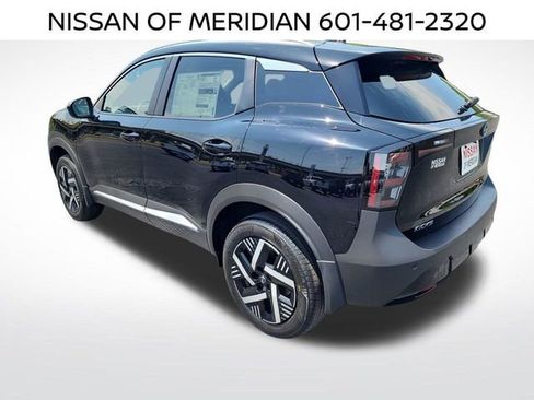 New 2026 Nissan Kicks SV w/ SV Premium Package FWD image 3