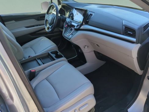 Certified 2024 Honda Odyssey EX-L image 20