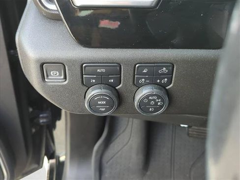 Used 2022 Chevrolet Silverado 1500 RST w/ Redline Edition AWD/4WD image 14