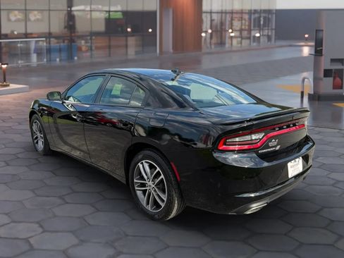 Used 2019 Dodge Charger SXT AWD/4WD image 9