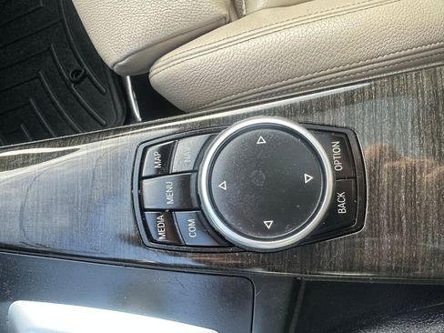 Used 2017 BMW 330i xDrive Sedan image 21