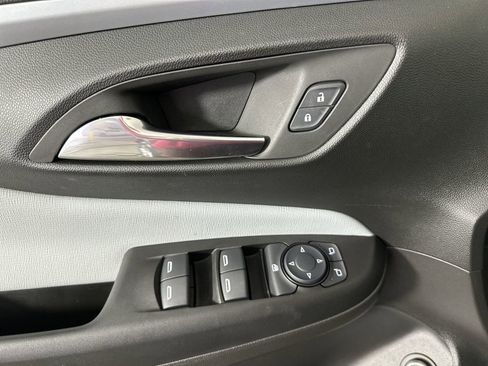 Used 2025 Buick Envista Preferred w/ Convenience I Package image 25