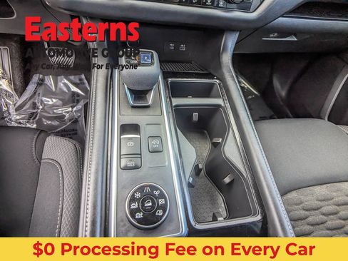 Used 2022 Nissan Pathfinder SV AWD/4WD image 26