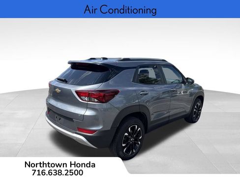 Used 2022 Chevrolet TrailBlazer LT AWD/4WD image 5