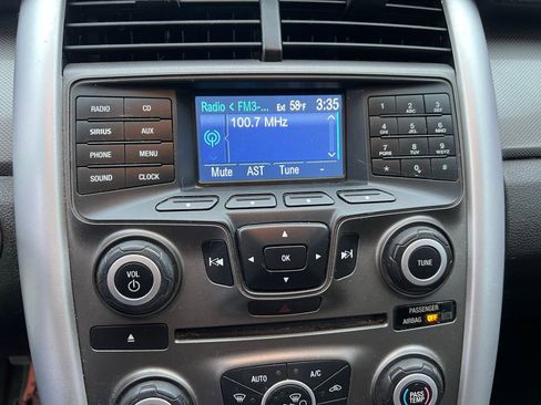 Used 2013 Ford Edge SEL image 15