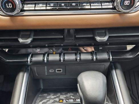 Used 2024 GMC Canyon AT4 w/ AT4 Premium Package image 14