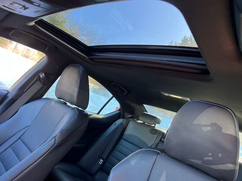 Used 2022 Lexus IS 350 F Sport w/ Memory Package image 21