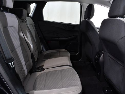 Used 2022 Ford Escape SE w/ SE Sport Appearance Package image 19