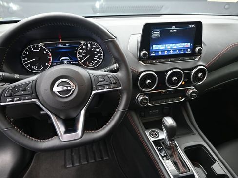 Certified 2025 Nissan Sentra SR w/ SR Premium Package image 21