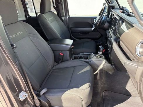 Used 2020 Jeep Wrangler Unlimited Sahara w/ Dual Top Group image 25