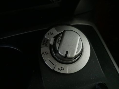 Used 2012 Toyota 4Runner Limited AWD/4WD image 20