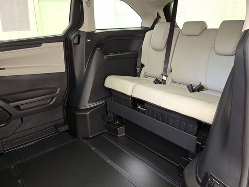 Used 2025 Honda Odyssey EX-L image 20