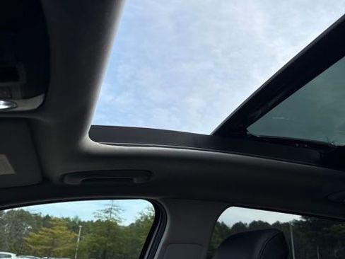 Certified 2025 Kia Sportage EX w/ Premium Package image 17