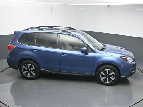 Used 2018 Subaru Forester 2.5i Premium w/ All-Weather Package AWD/4WD image 41