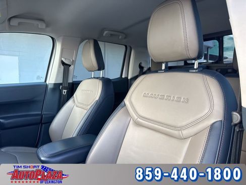 Used 2025 Ford Maverick Lariat image 30