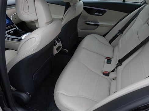 Used 2023 Mercedes-Benz C 300 4MATIC Sedan image 17