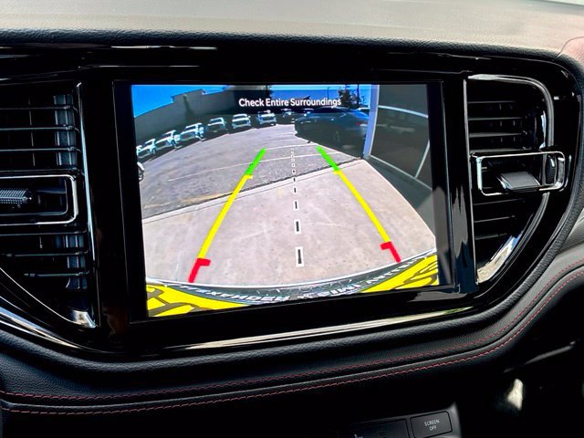 Used 2025 Dodge Durango GT AWD/4WD image 21