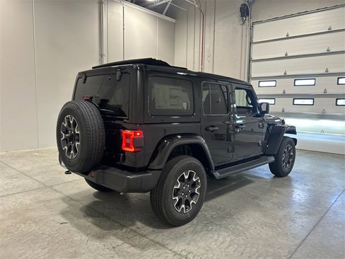 New 2025 Jeep Wrangler Sahara w/ Technology Group image 6