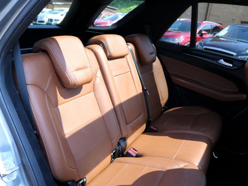 Used 2018 Mercedes-Benz GLE 43 AMG 4MATIC image 35