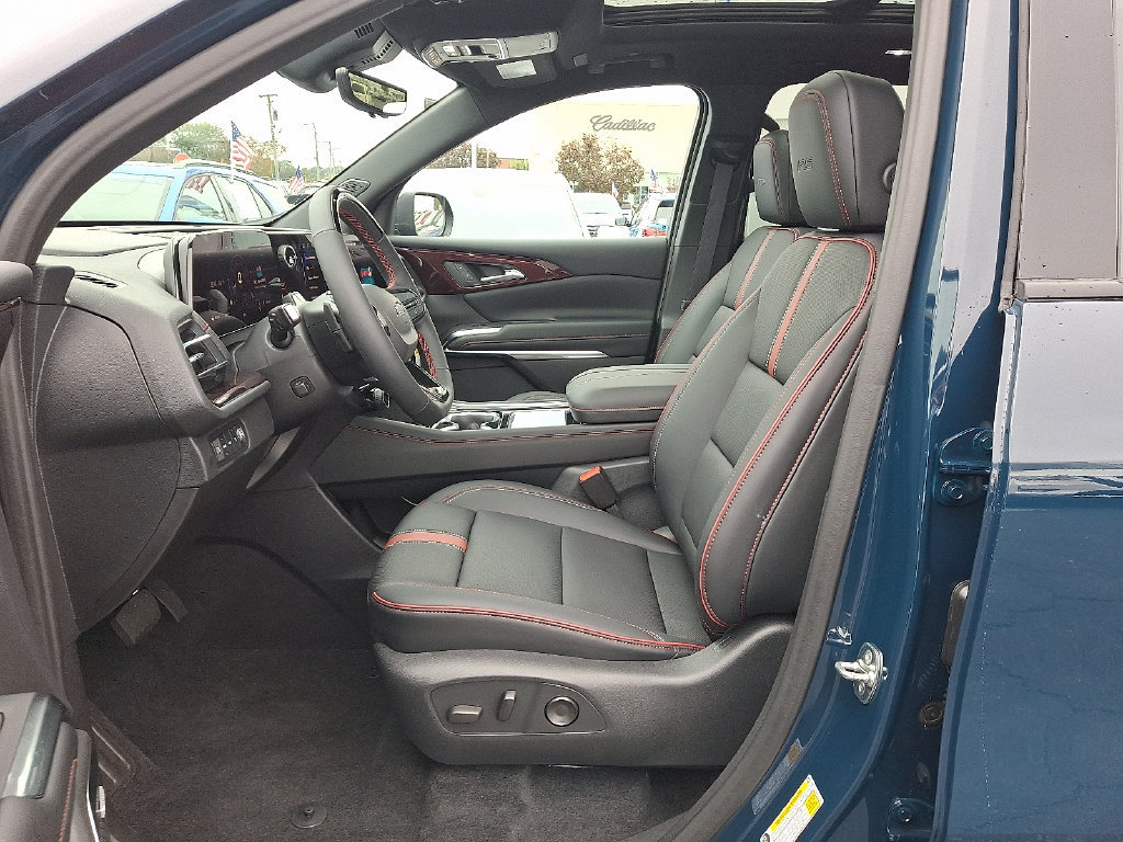 New 2027 Chevrolet Traverse RS AWD/4WD image 6