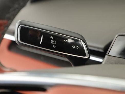 Used 2025 Lincoln Nautilus Black Label AWD/4WD image 19