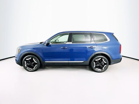 Used 2025 Kia Telluride S FWD image 4