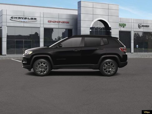 New 2026 Jeep Compass Latitude w/ Sun and Sound Group image 21