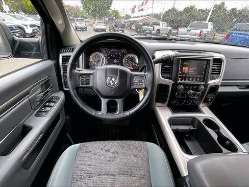 Used 2016 RAM 3500 Big Horn RWD image 5